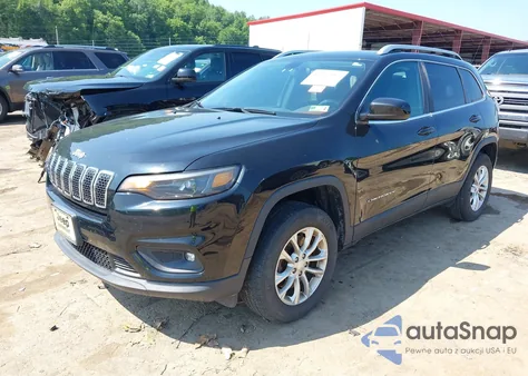 2019 Jeep Cherokee Latitude 4X4 z USA, uszkodzony, nr VIN 1C4PJMCB8KD139241